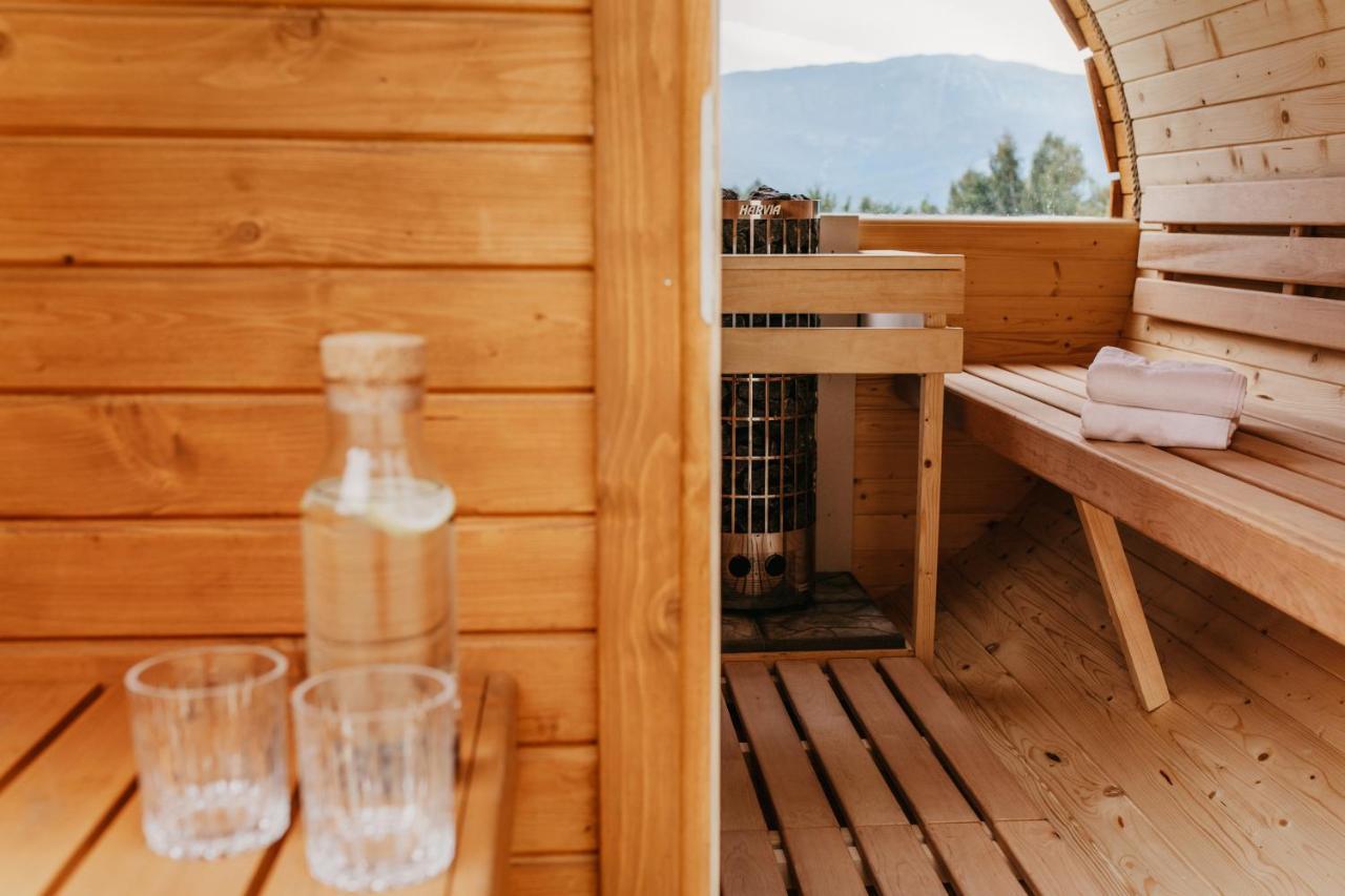 Babiogórska Chata - dom z bali z jacuzzi i sauną Zawoja Exterior foto
